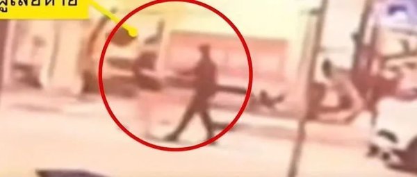 九五配资 中国男子在泰国遭4人冒充警察持枪绑架，嫌疑人被捕